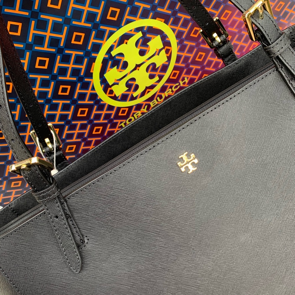 Tory Burch Large Emerson Buckle Leather Tote - Picture 8 of 8